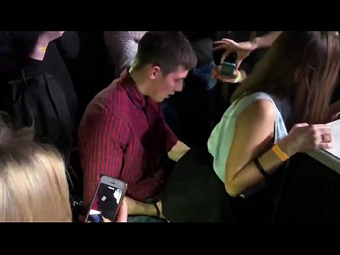❤️ Tinuod nga sekso sa usa ka nightclub sa Russia. Ang 18-anyos nga Ruso nga babaye sa anus ug puwerta nakighilawas sa usa ka nightclub ❤❌ Porno sa ceb.virtsextor.ru ﹏